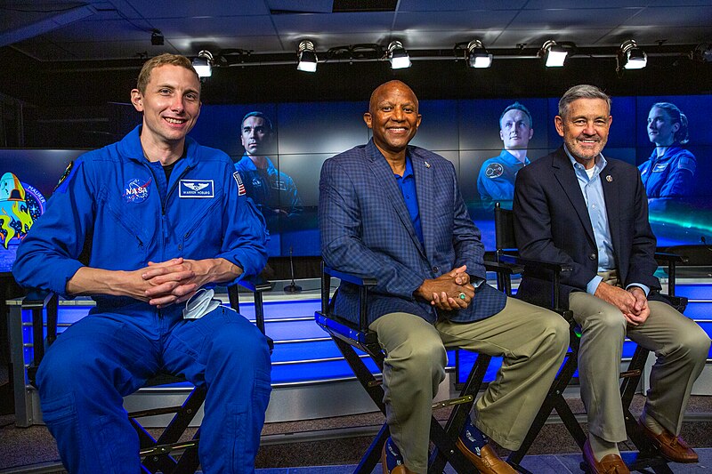 File:NASA Hosts Facebook Live Event for the agency’s SpaceX Crew-3 (KSC-20211029-PH-CSH02 0004).jpg