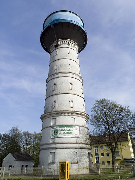 File:NRW, Essen - Frintroperstrasse, Wasserturm 01.jpg