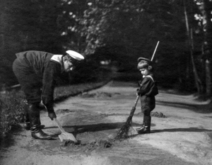 Klimenti Nagorni: Biografie, Verwysings, Skakels