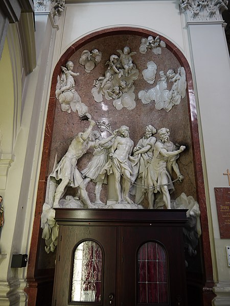 File:Neubau Stiftskirche Wandbild 2.JPG