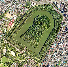 Daisen Kofun, the largest burial mound in the world[34]