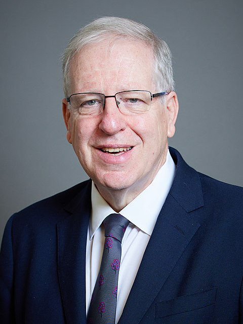 Official portrait of Lord McLoughlin, 2022.jpg