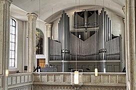 ...zur Steinmeyer-Orgel