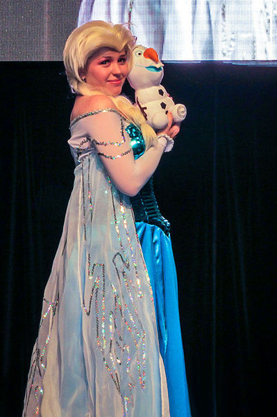 File:Oz Comic-Con 2014 (14622074953).jpg