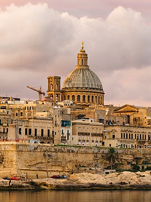 Panorama of Valletta (cropped).jpg
