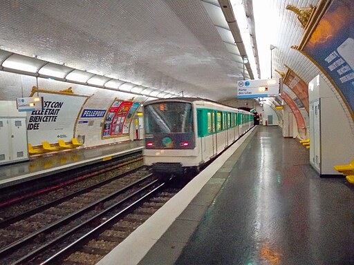 Paris Pelleport Ligne 3bis Depart