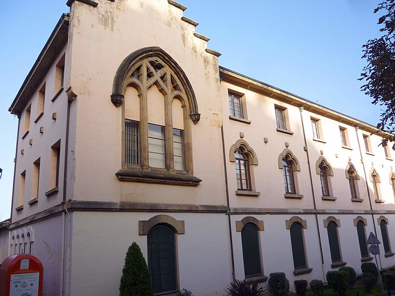 File:Portugalete - Edificio Ramón Real de Asua - Antiguo Colegio de los Agustinos 4.jpg