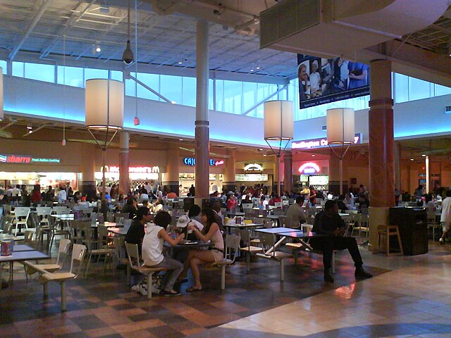 potomac mills food court