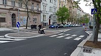 Praha 10 ulice Ruska 11 prechod s ostruvkem.JPG