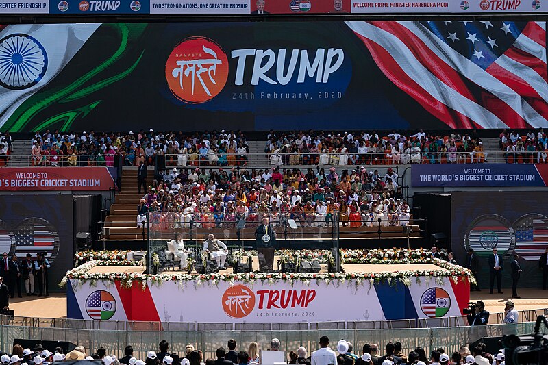 File:President Trump and the First Lady in India (49583481291).jpg