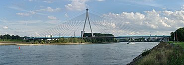 Raiffeisenbrücke zwischen Neuwied und Weißenthurm