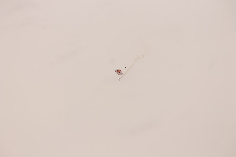 File:Red Bull Parachute.jpg