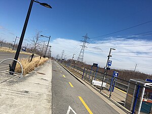 Rivière-des-padang rumput (exo) kereta api station.jpg