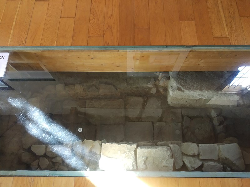 File:SS Filippo e Giacomo, Nosedo. Medieval grave. Photo by Giovanni Dall'Orto, 3 July 2022 1.jpg