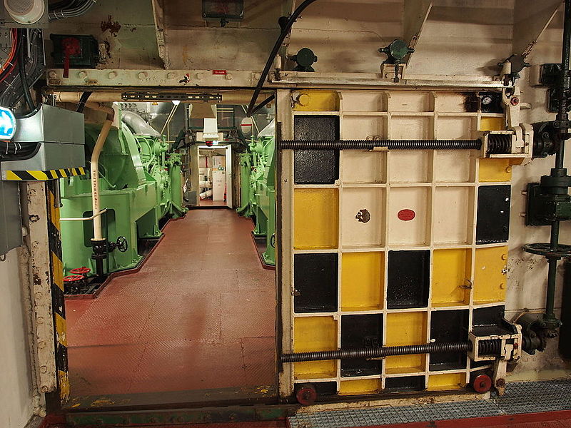 File:SS Rotterdam, Bulkhead, pic1.JPG