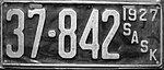 Номерной знак Саскачевана 1927 года - Номер 37-842 (2146868964) .jpg