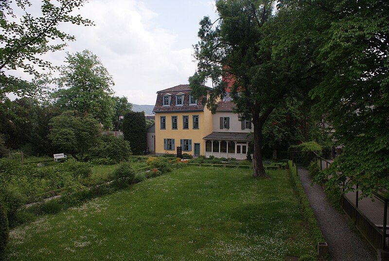 File:Schillers-Gartenhaus01.JPG