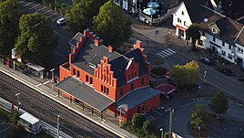 A estação ferroviária em Schladern (2013), após a renovação