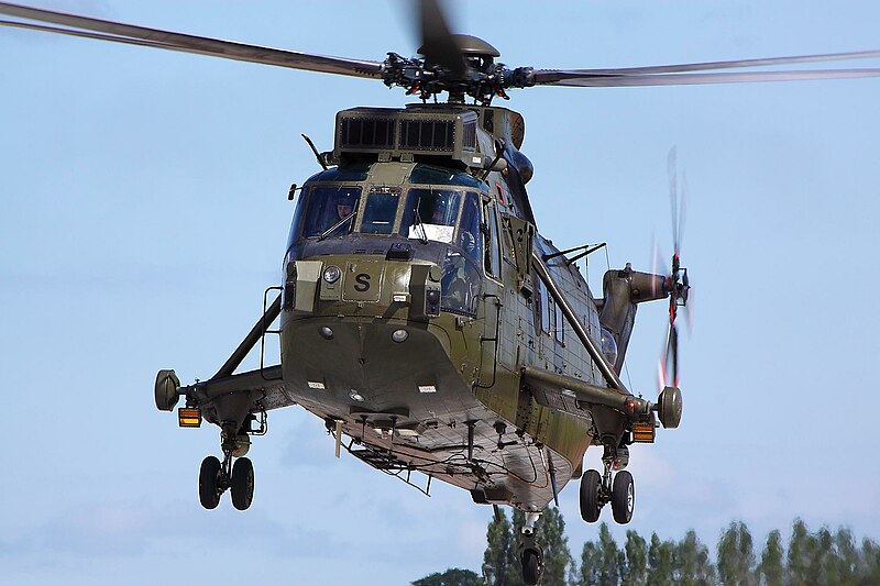 File:Sea King - RIAT 2012 (7537663392).jpg