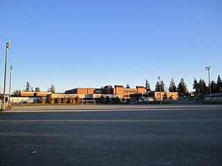 <span class="mw-page-title-main">Semiahmoo Secondary School</span> Public school in Surrey, British Columbia, Canada
