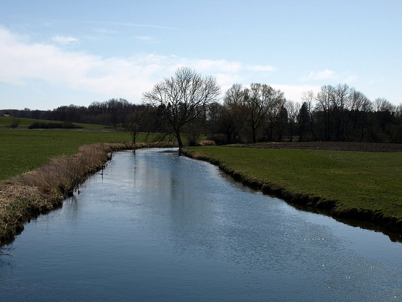 File:Sempt bei Erding Aufhausen.jpg