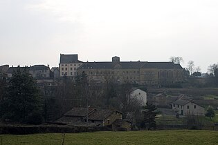 Vue du prieuré Saint-Hugues (XVIIIe siècle), contre la collégiale Saint-Hilaire.