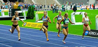 Sina Schielke (192) wins the 100 metres race - ISTAF 2006 - Berlin, 3 September.jpg