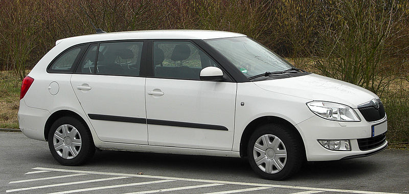 File:Skoda Fabia Combi 1.6 TDI Ambiente (II, Facelift) – Seitenansicht, 20. Februar 2011, Wülfrath.jpg