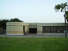 Smith Branch Library SmithBranchHoustonPublicLibrary.JPG