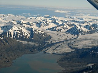 Bakaninbreen glacier at Spitsbergen, Svalbard, Norway