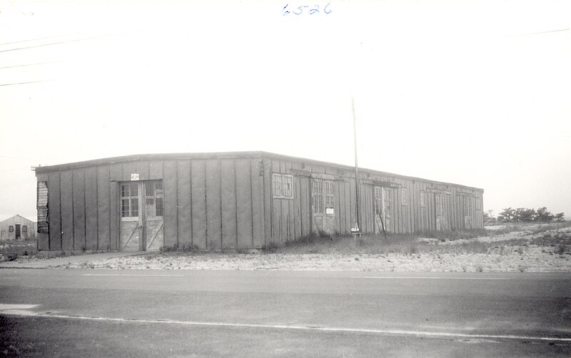 File:Storage, Building 6526.jpg