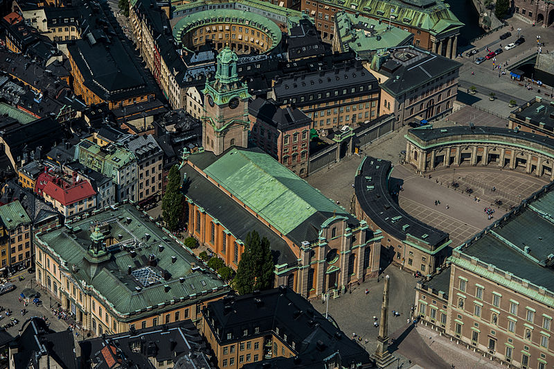 File:Storkyrkan från luften.jpg