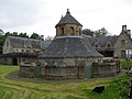 Strange Building in the grounds of Erskine Hospital - geograph.org.uk - 1308115.jpg