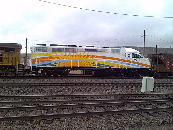 An MPI MP32PH-Q locomotive in SunRail livery in September 2013.