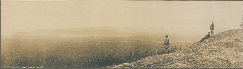 File:The Alberni Valley (HS85-10-25336).jpg