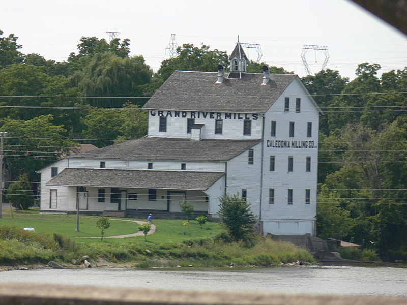 File:The mill- same position as before, but ultra-zoom (218098917).jpg