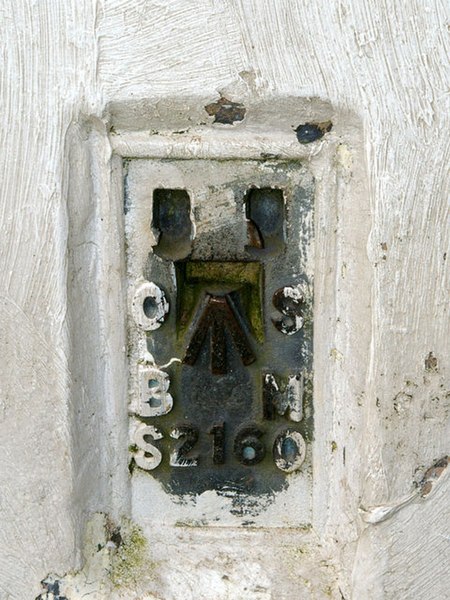 File:Trig Point 3264 Frog Hill - Bracket details - geograph.org.uk - 826397.jpg