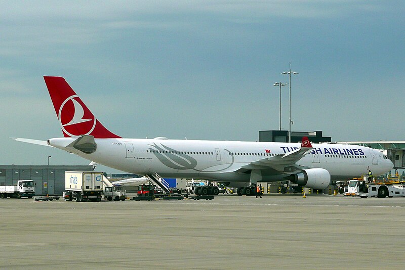 File:Turkish Airlines, Airbus A330-303, TC-JOG.jpg