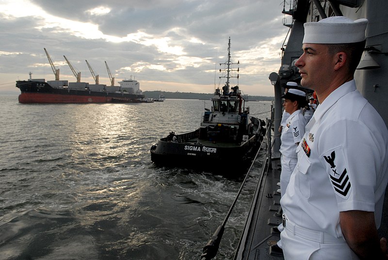 File:US Navy 081018-N-1635S-001 Sailors man the rails aboard the Ticonderoga-class guided-missile cruiser USS Chancellorsville (CG 62) while making a scheduled port visit to Goa, India.jpg