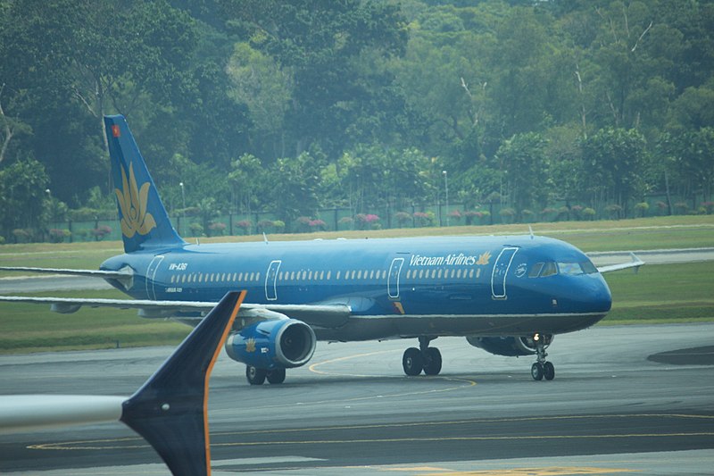 File:VN-A361 Airbus A321-231 (cn 3964) Vietnam Airlines. (8519708255).jpg