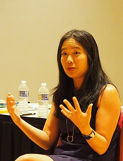 Vanessa Hua American journalist and writer