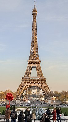 Location Grande Tour Eiffel pour vos événements à Lille et Paris -  Décorations Paris