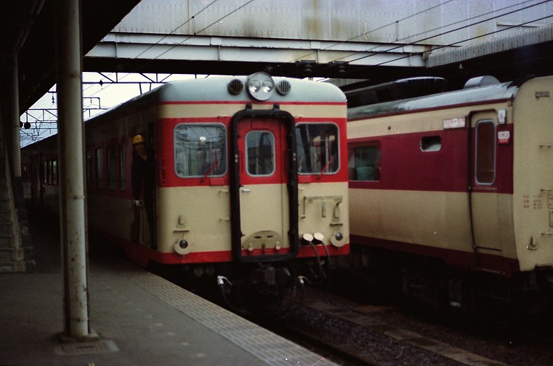 File:Wakayama Station（1975）-07.jpg
