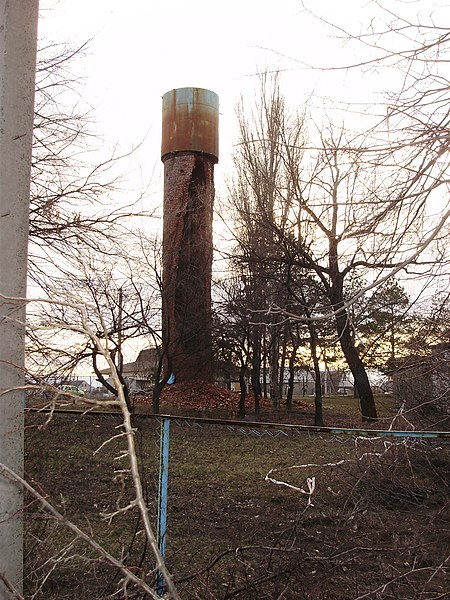 File:Water tower in Kurilovka (1).JPG