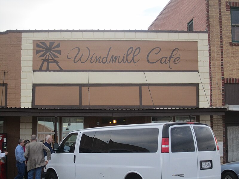 File:Windmill Cafe, Roaring Springs, TX IMG 1572.JPG