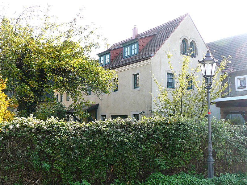 File:Wohnhaus Trachau Alttrachau20.JPG