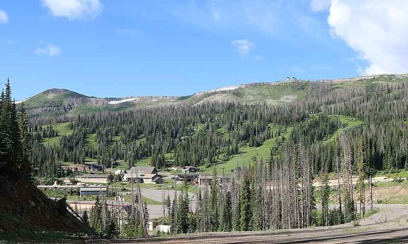 File:Wolf Creek Ski Area.JPG