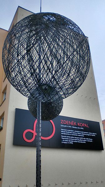 File:Zdenek Kopal sculpture 1.jpg