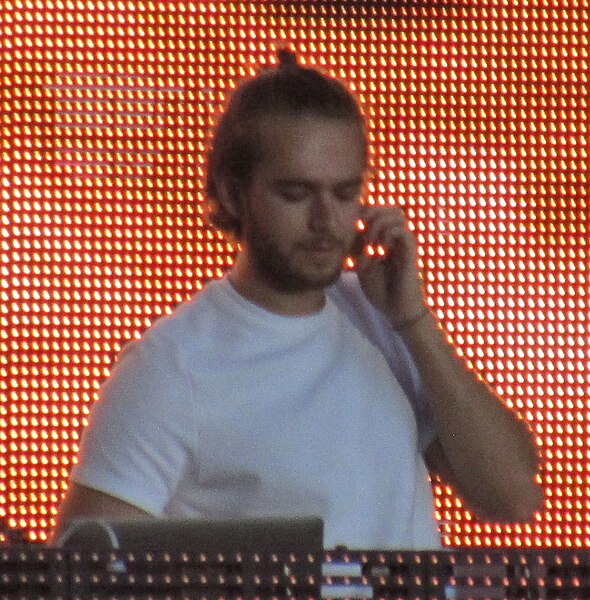 File:Zedd at LoveLoud 2018 (43364933685).jpg