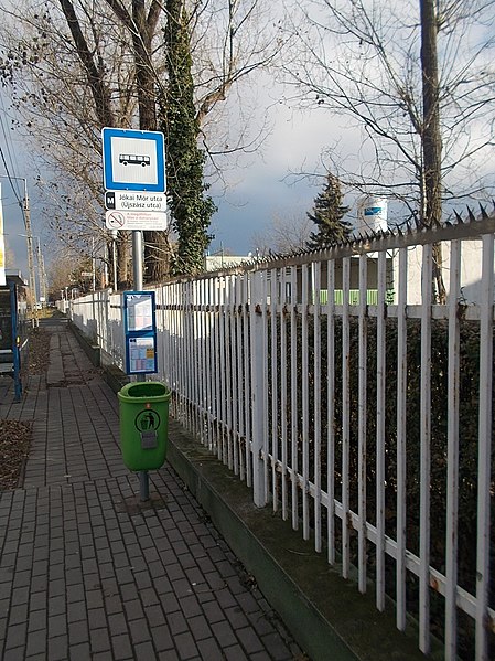 File:'Jókai Mór utca (Újszász utca)' bus stop, 2018 Mátyásföld.jpg